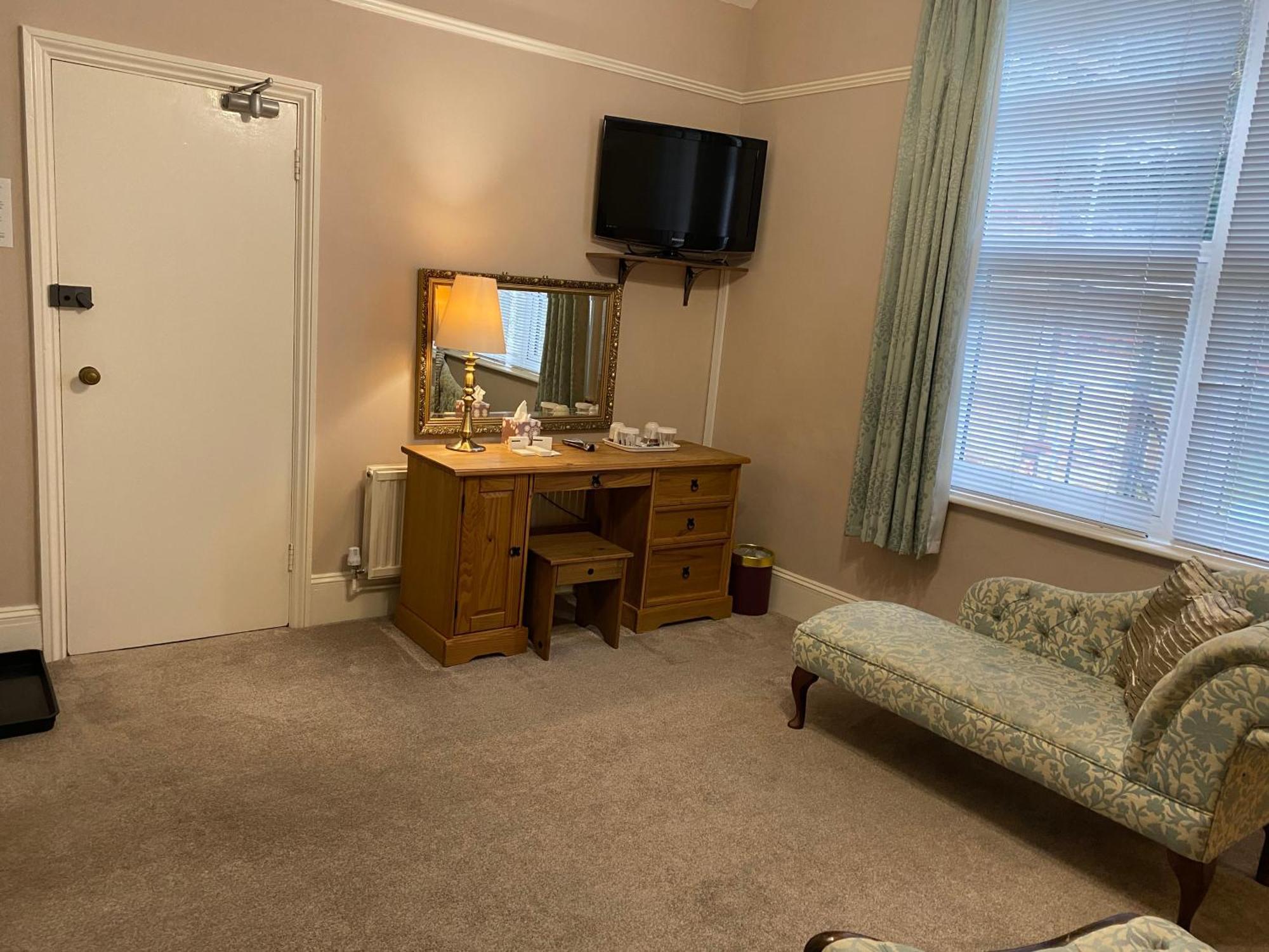The Belmont Shanklin Quarto foto
